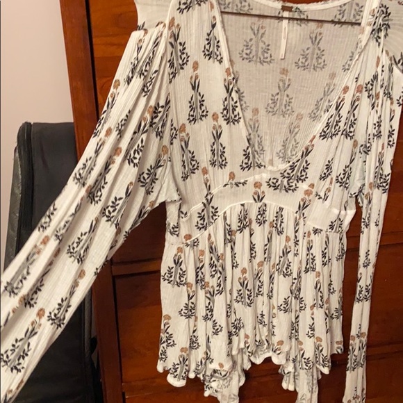 Free people flowy long sleeve top - Picture 4 of 5